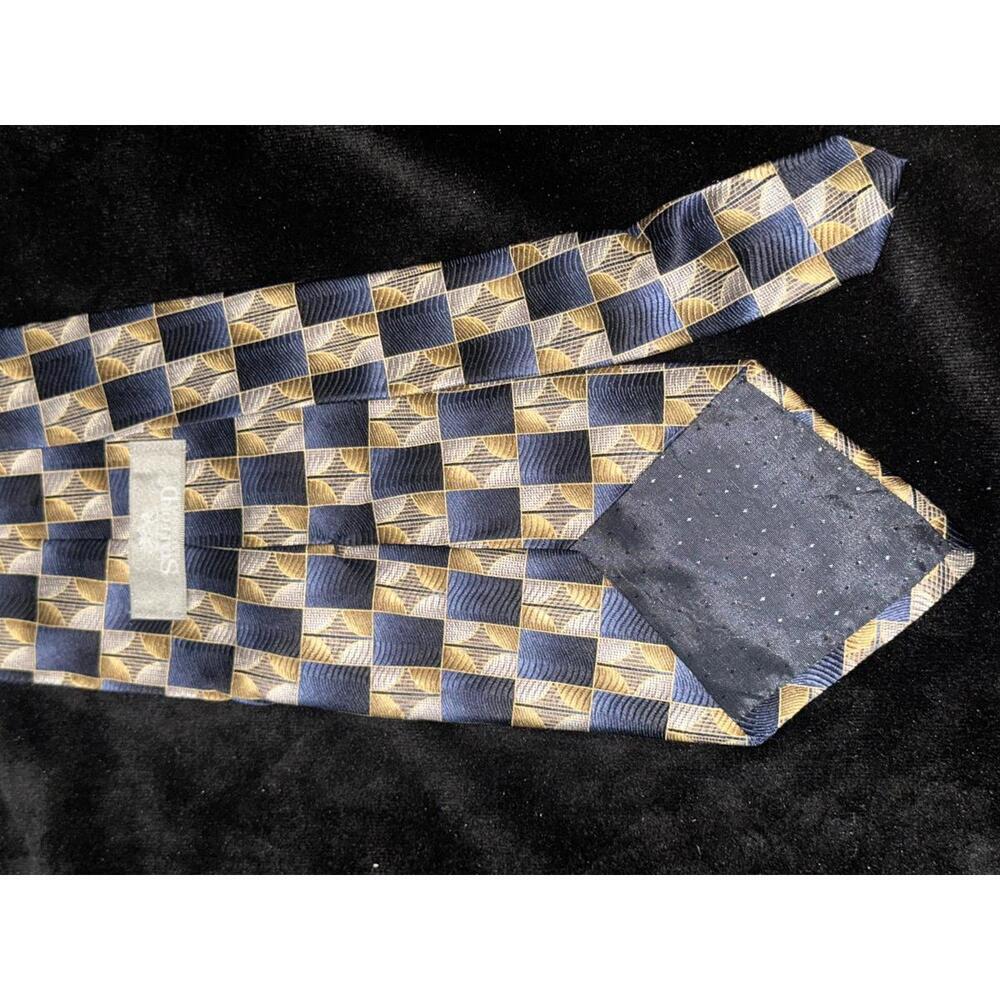 St. Michael Men's Geometric Pattern Silk Tie